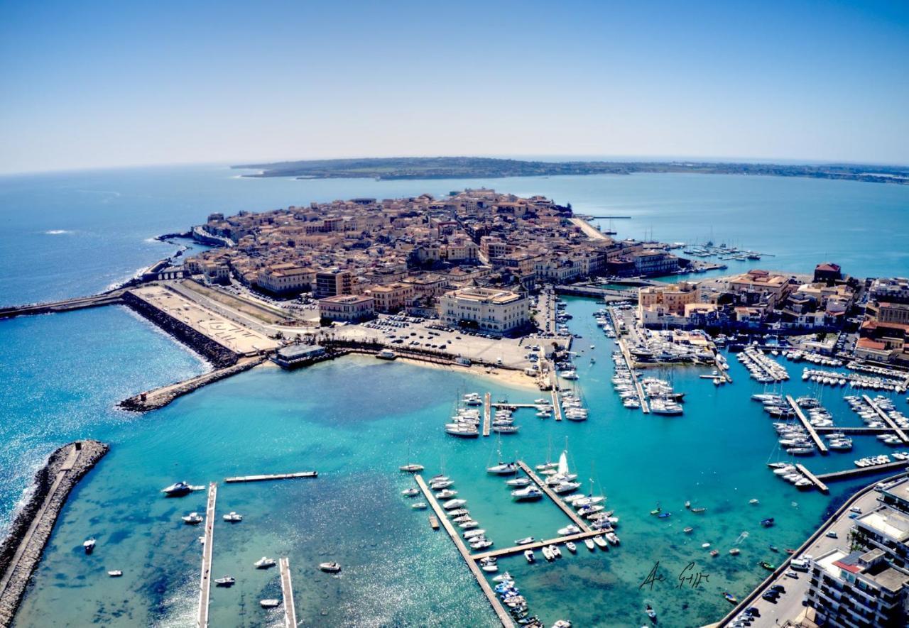 La Gorgone Ortigia Suites 锡拉库扎 外观 照片